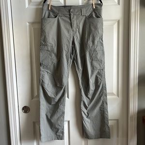 Arcteryx Rampart Pants / SZ 34 x 32